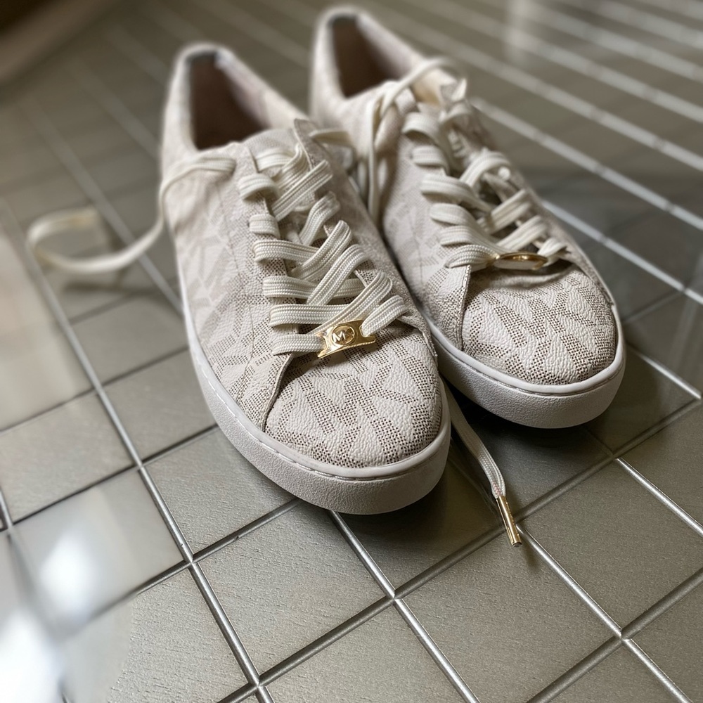 MK Shoes